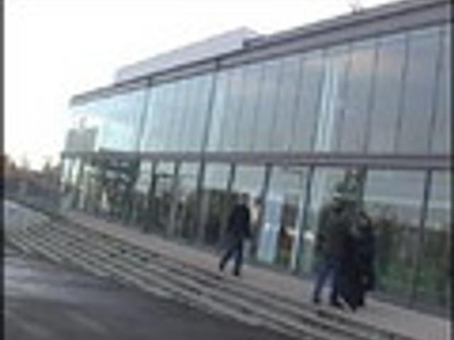 »Multimedia Center outside«