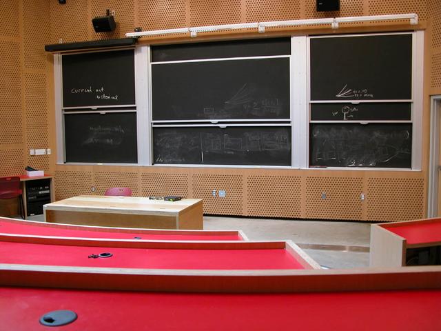                                     &raquo;MIT Stata Center - Building 32 Room View 1&laquo;
                                            
